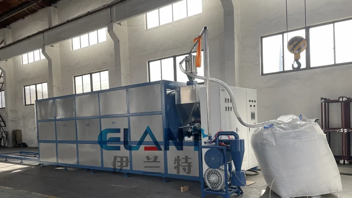 Recycled PET Flakes: How to Evaluate Quality, Grades and End Uses | Elant Machinery recycled PET flakes bulk bag industrial packaging