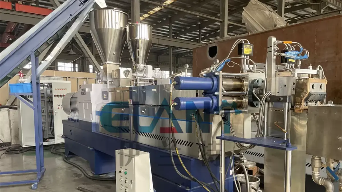PET Pelletizing Machine: Single-Screw vs Twin-Screw for Recycled PET Flakes | Elant Machinery single-screw barrel assembly showing robust flight construction